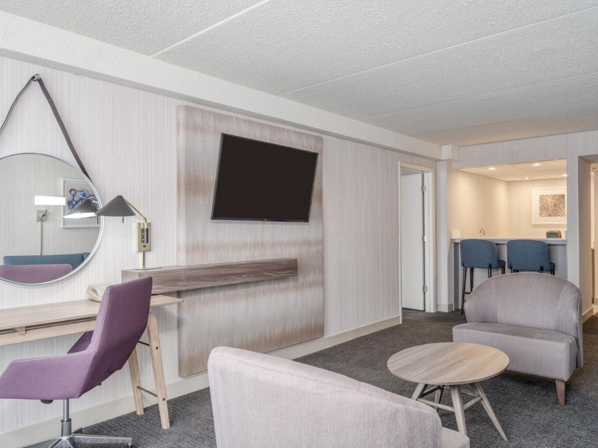 Hotel Crowne Plaza Indianapolis-Airport By Ihg Zewnętrze zdjęcie