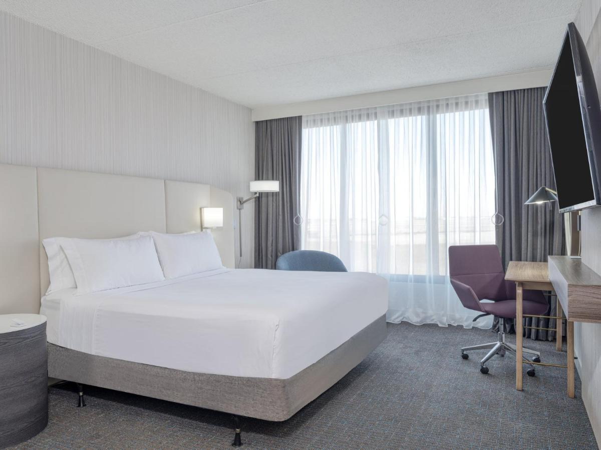 Hotel Crowne Plaza Indianapolis-Airport By Ihg Zewnętrze zdjęcie