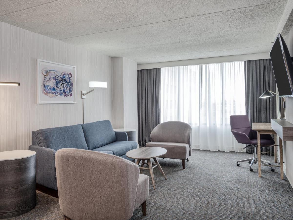 Hotel Crowne Plaza Indianapolis-Airport By Ihg Zewnętrze zdjęcie
