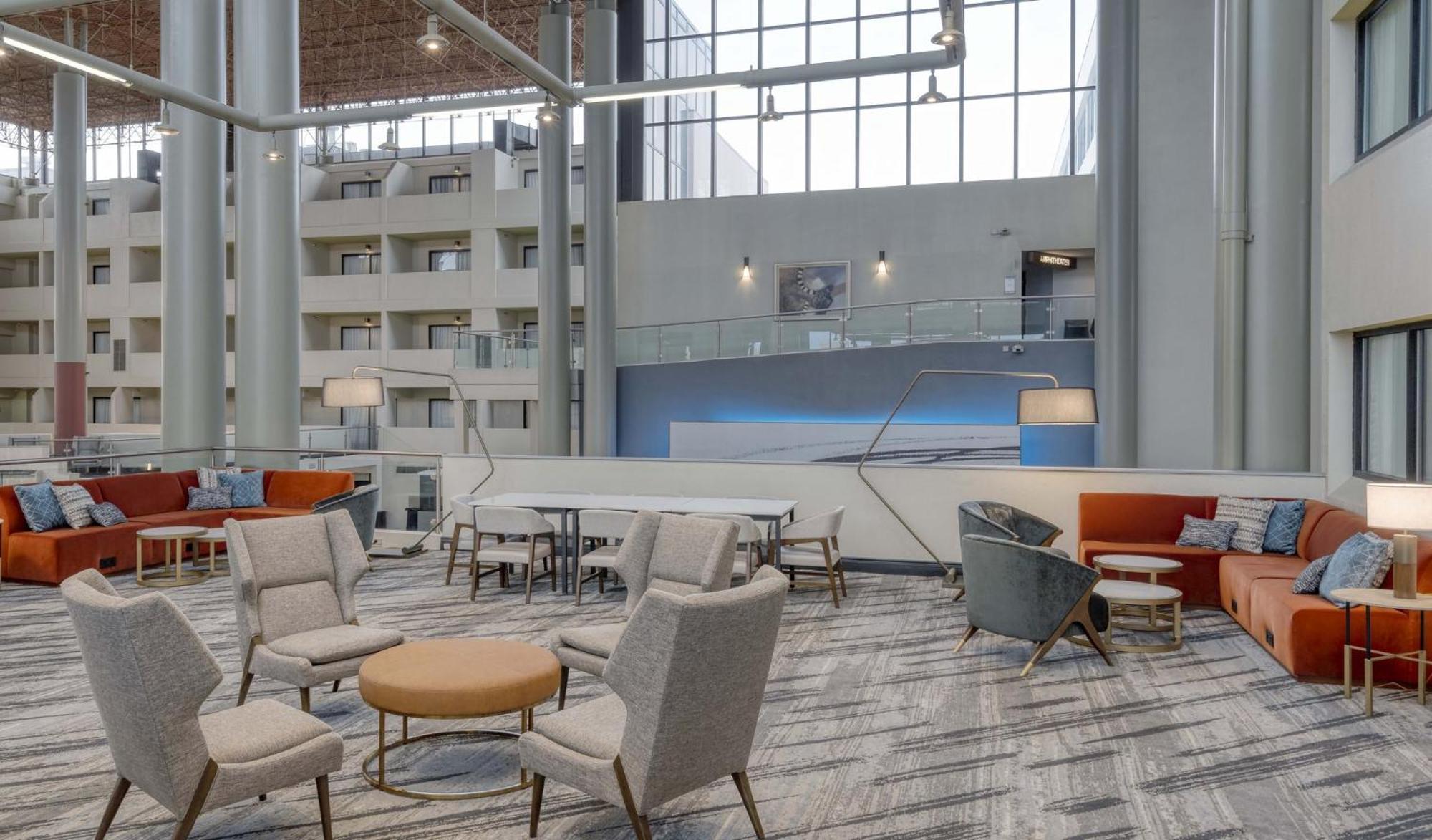 Hotel Crowne Plaza Indianapolis-Airport By Ihg Zewnętrze zdjęcie