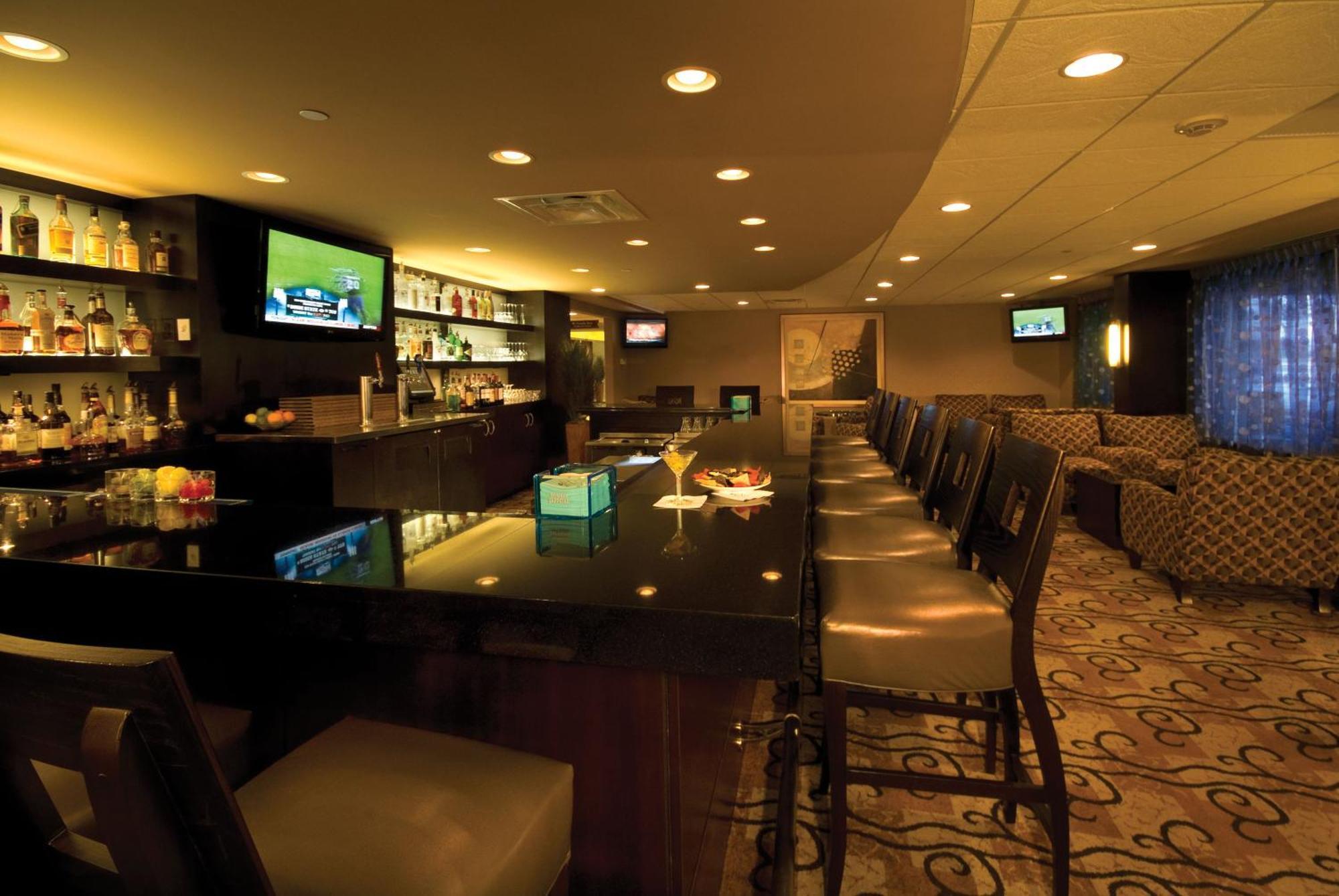 Hotel Crowne Plaza Indianapolis-Airport By Ihg Zewnętrze zdjęcie